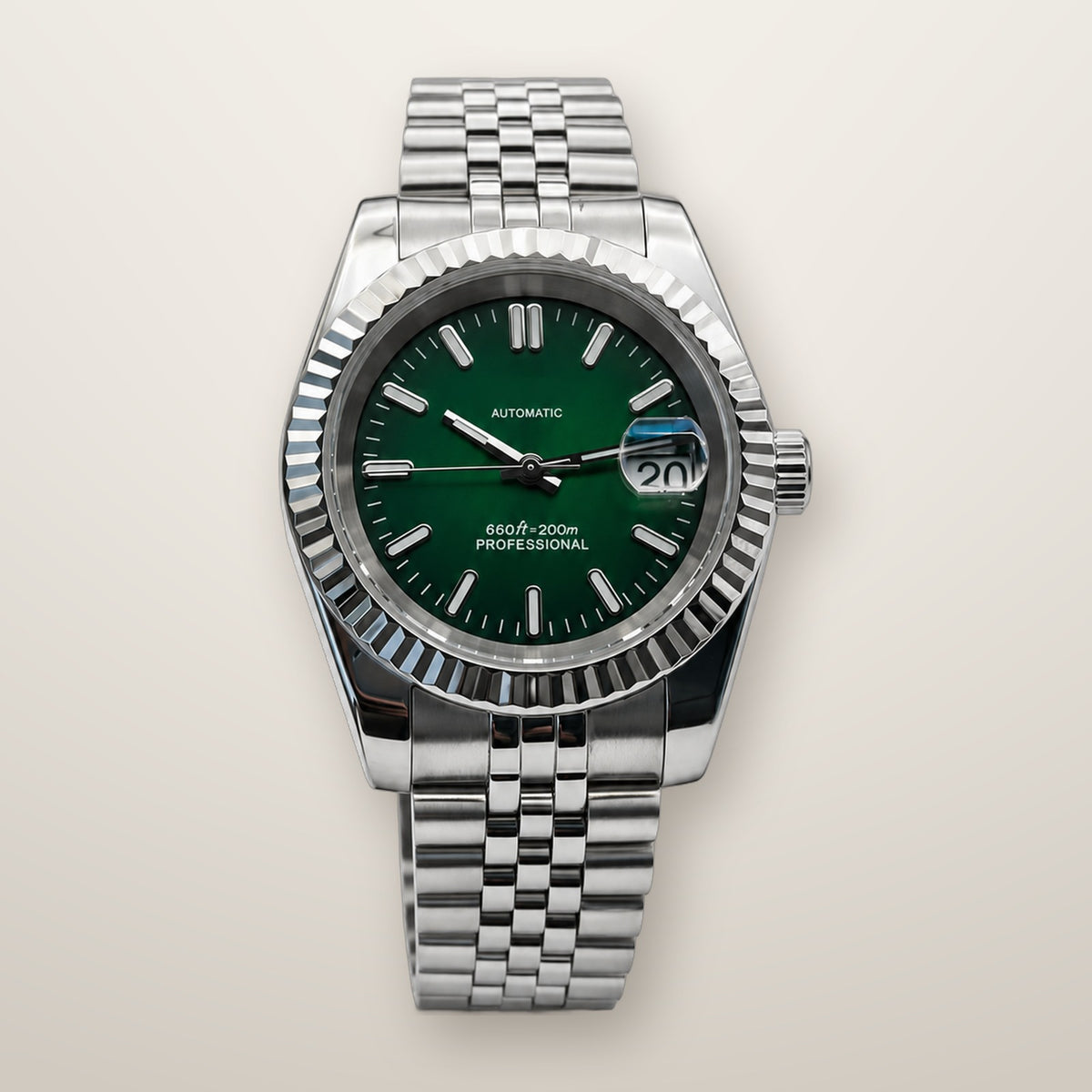 Fluted bezel date watch, 39mm, green ombre dial