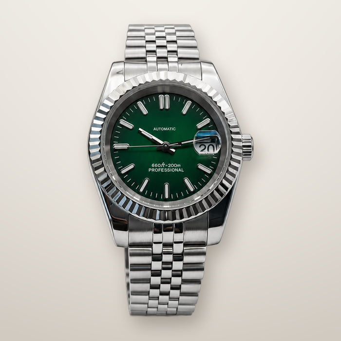 Fluted bezel date watch, 39mm, green ombre dial